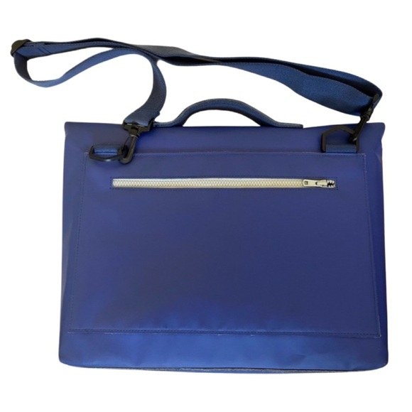 Mad Rabbit Kicking Tiger Kel Briefcase - Picture 2 of 9